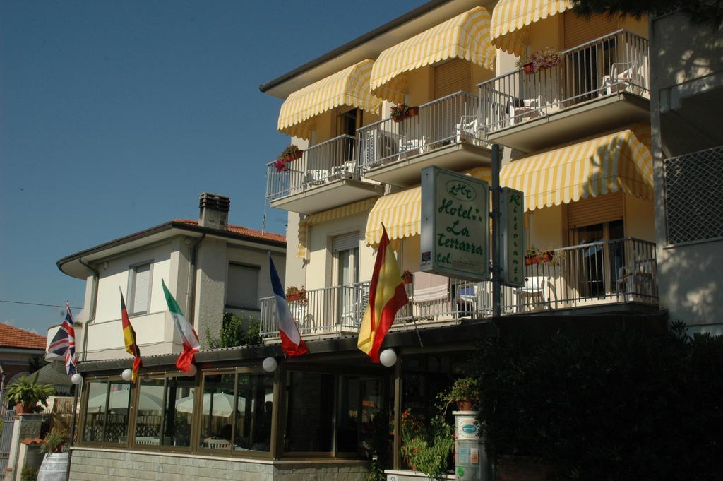 Hotel Ristorante La Terrazza 利多迪卡马约雷 外观 照片